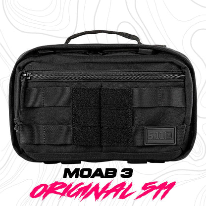 Mochila Táctica 5.11 MOAB 3 adaptable en color negro, ideal para uso diario con sistema MOLLE. Diseño compacto y resistente para campismo.
