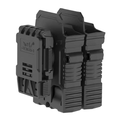 Accesorio Omitac doble porta cargador para AR-15 M16 M4 con clip giratorio, diseñado para equipos tácticos y entrenamiento.