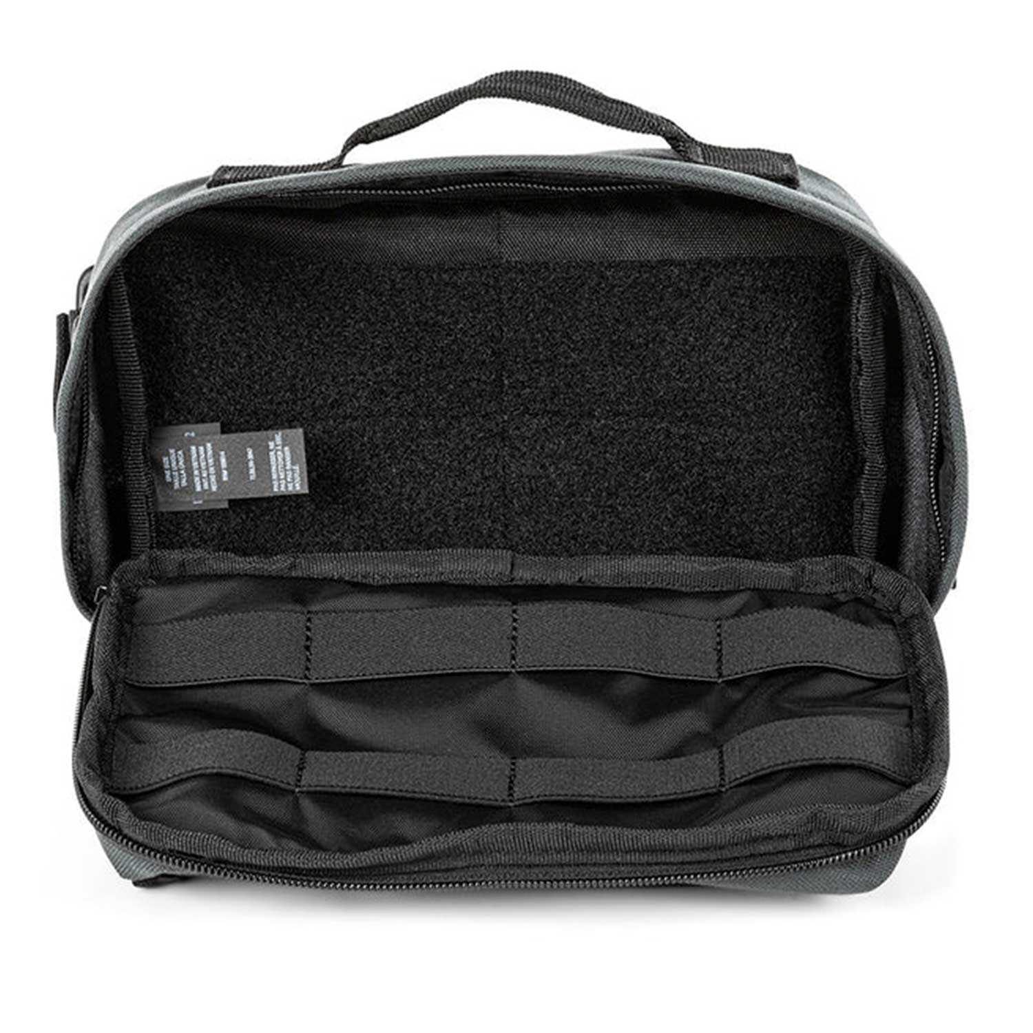 Interior de la mochila táctica 5.11 MOAB 3 con sistema de organización MOLLE. Espacio optimizado para accesorios y herramientas.
