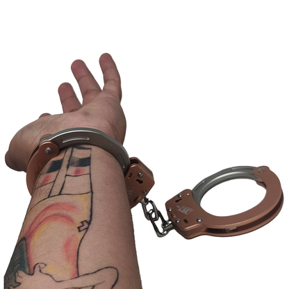 Esposas De Policia .357 Con Aleacion De Aluminio Y Titanio