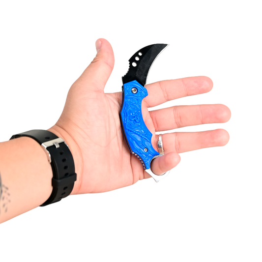 Navaja Táctica Karambit Curvo Diseño Calavera
