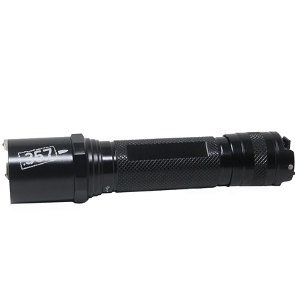 Linterna Tactica De Alumnio 200 Lúmenes .357 Con Accesorios