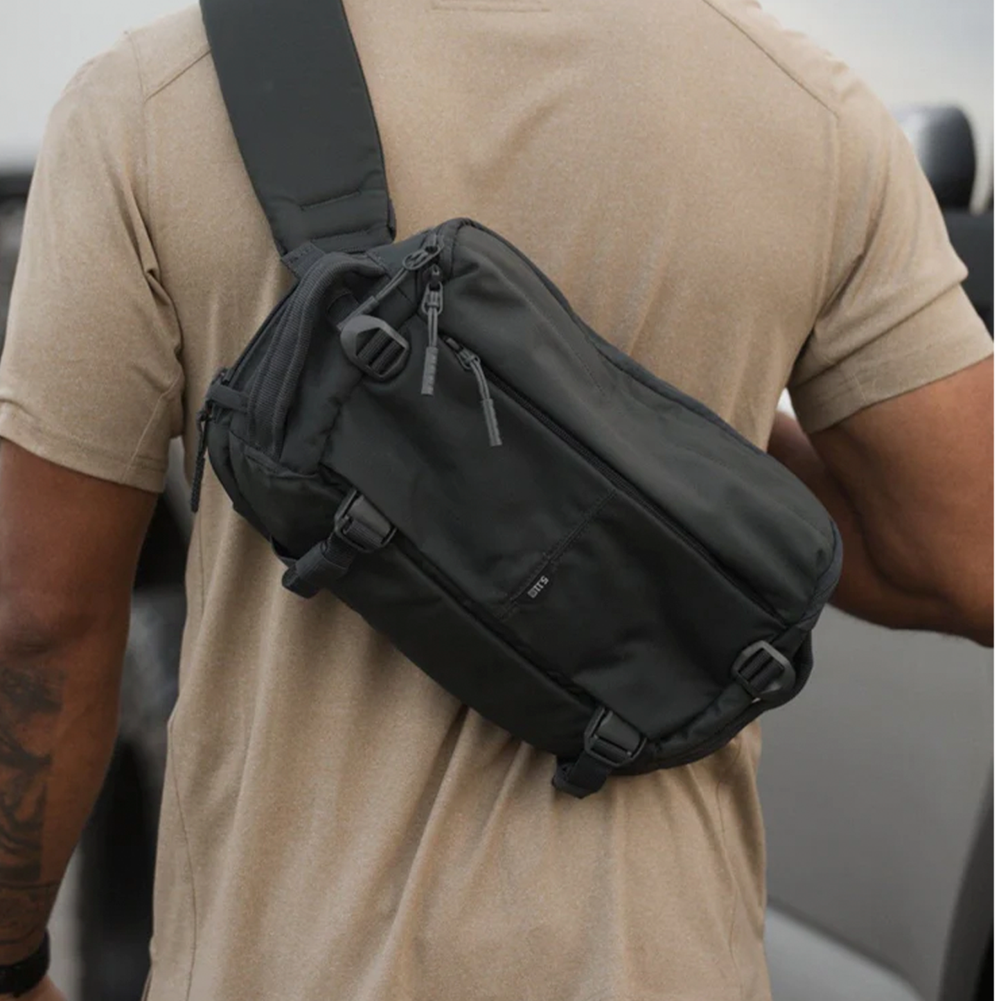 Mochila Cangurera Táctica Lv8  5.11 8 Litros