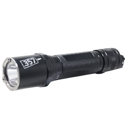 Linterna Tactica De Alumnio 200 Lúmenes .357 Con Accesorios