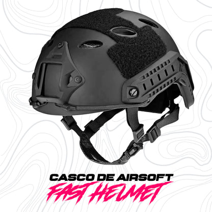 Casco Táctito Fast de Polímero Ligero Porta Accesorios en color negro con rieles laterales. Equipamiento ideal para Airsoft y actividades tácticas.