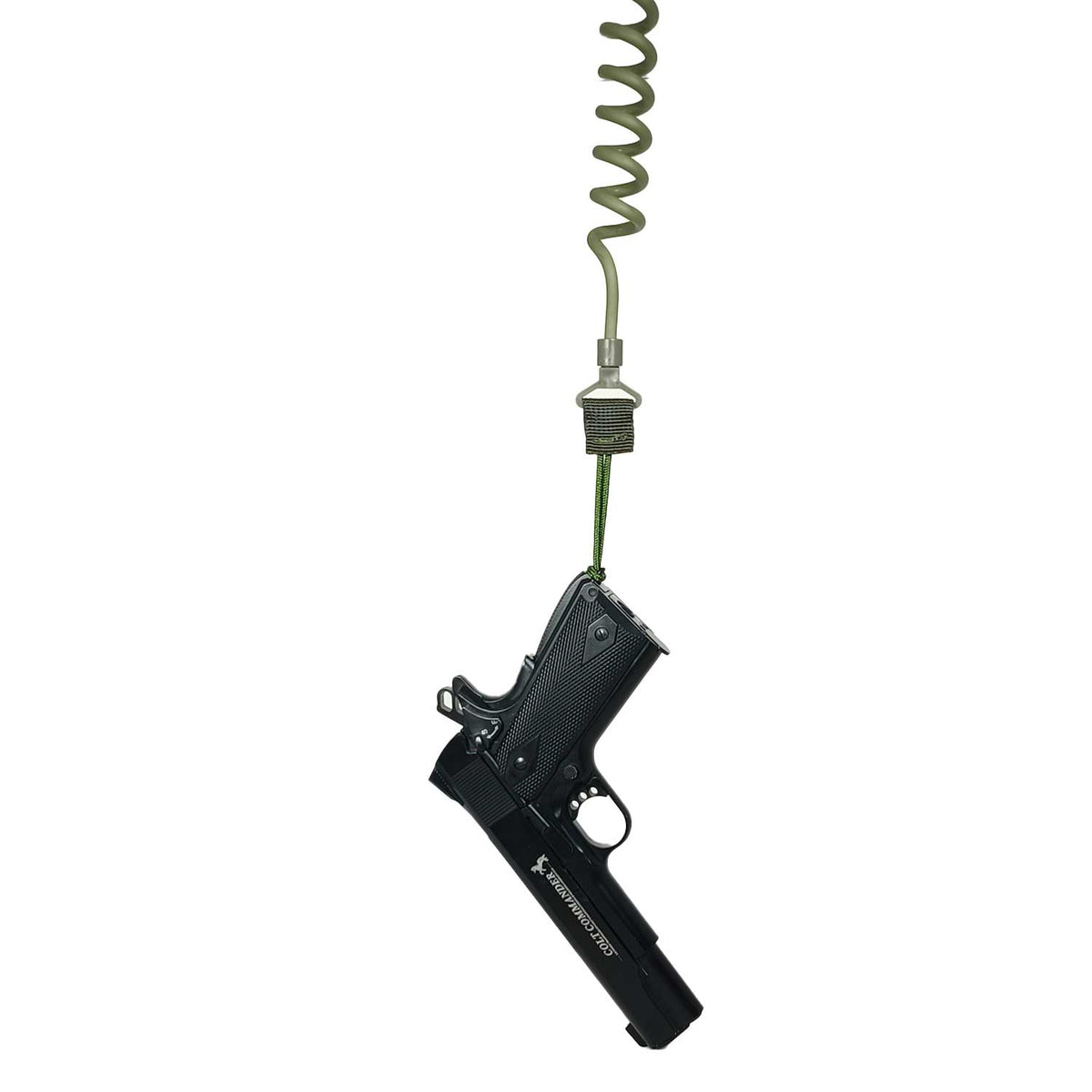 Se muestra RECUPERADOR DE PISTOLA OMITAC colocado en una pistola para apreciar cómo luce el accesorio instalado.