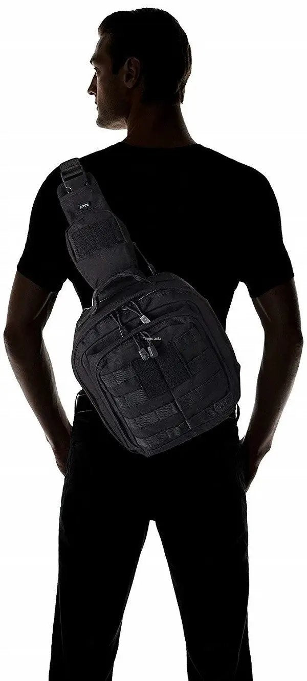 Mochila 5.11 RUSH MOAB 6 puesta en negro
