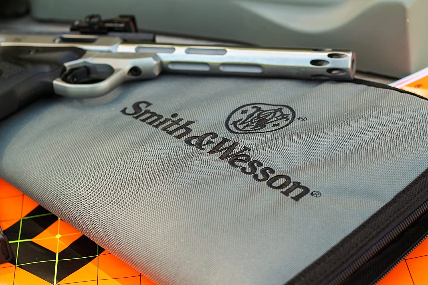 M&P Funda acolchada para pistola caza tiro deportes almacenamiento y transporte Pequeño by Smith & Wesson